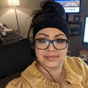 Meet your Posher, Imelda